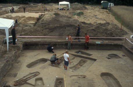 Click to zoom the picture.